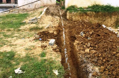 Cá chết bất thường ở Thanh Hóa: Phát hiện ống ngầm xả ra dòng sông Âm! - ảnh 3