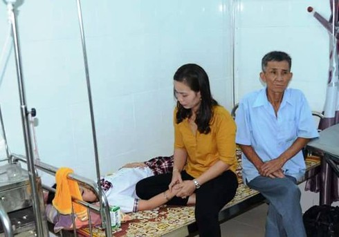 Nghệ An: Hàng chục học sinh nhập viện cấp cứu nghi ăn quả độc - ảnh 2