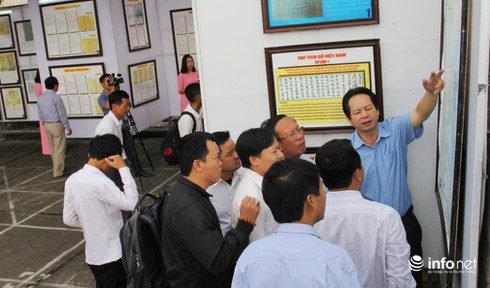 Nghệ An khai mạc triển lãm bản đồ, tư liệu