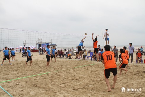 Hà Tĩnh: Biển Kỳ Ninh đẹp mộng mơ trong đêm khai hội - ảnh 7