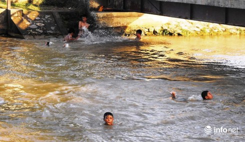 Nghệ An chấn chỉnh việc dạy thêm, học thêm theo 'phong trào' - ảnh 2
