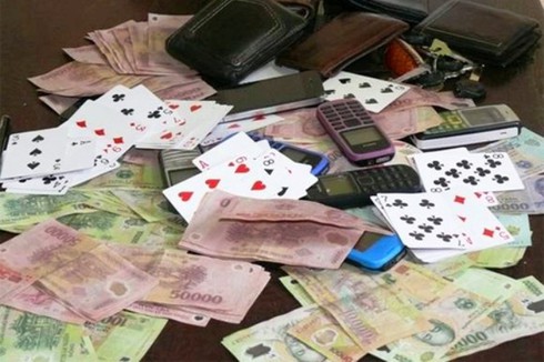 Nghệ An: Một Phó chủ tịch xã mất chức vì đánh bạc - ảnh 1