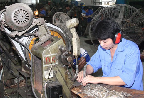 Trang bị bảo hộ lao động tốt sẽ giảm tối đa tai nạn và bệnh nghề nghiệp cho người lao động. Ảnh: Lê Tuấn