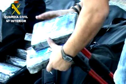 Tây Ban Nha phối hợp với Brazil triệt phá tội phạm ma túy - ảnh 1