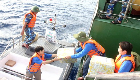 444 triệu đồng ủng hộ Chương trình “Nghĩa tình Hoàng Sa, Trường Sa