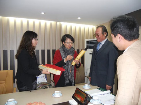 Giao lưu hợp tác giữa Hiệp hội công chứng TQ và văn phòng công chứng VN - ảnh 1