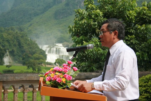 Cần có phim ngắn về “Sự thật cắm mốc Thác Bản Giốc” - ảnh 2