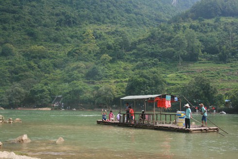 Cần có phim ngắn về “Sự thật cắm mốc Thác Bản Giốc” - ảnh 4