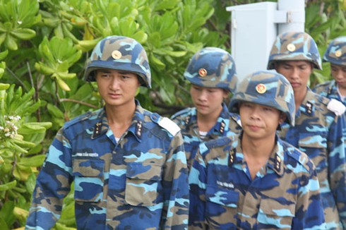 Biển Đông: Những ngôi mộ trên đảo đẹp bậc nhất Trường Sa - ảnh 7