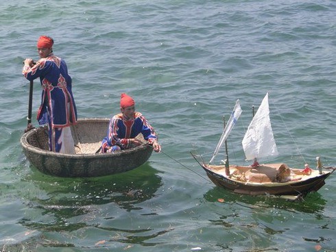 Hoàng Sa, Trường Sa của Việt Nam - Bằng chứng từ Châu bản triều Nguyễn - ảnh 2