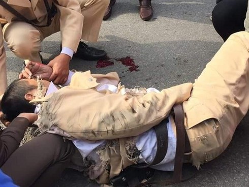 Tài xế tông, kéo lê CSGT Hà Nội có thể bị xem xét về tội giết người? - ảnh 1