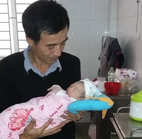 Nhân chứng sống trận Gạc Ma sinh con đầu lòng, đặt tên Lê Trường Sa - ảnh 1