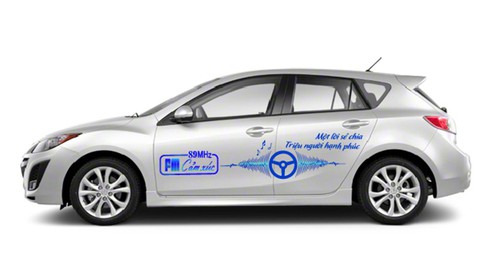 Chủ xe nào sẽ dán quảng cáo bao cao su trên thân xe? - ảnh 1