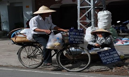 Chờ nhiều ngày trả tiền cho khách vì bán xôi hỏng - ảnh 1