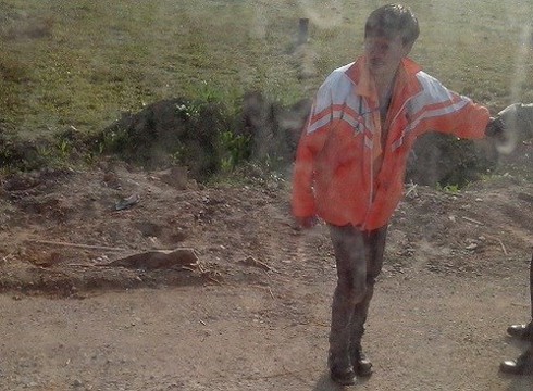 Nhân viên xe bus đánh thanh tra, hành khách sợ hãi - ảnh 2