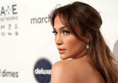 Jennifer Lopez đau đầu vì scandal lừa tình - ảnh 3