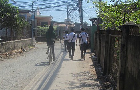Đồng Nai: Học sinh run rẩy tới trường vì sợ