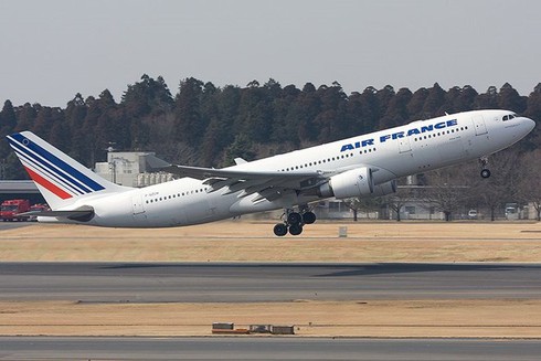 Mới: Việt Nam đã tiếp cận vị trí nghi ngờ có mảnh vỡ máy bay - ảnh 13