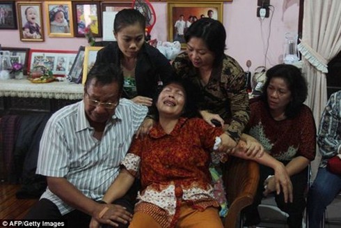 Nỗi đau gia đình các tiếp viên Malaysia trên MH370 - ảnh 1