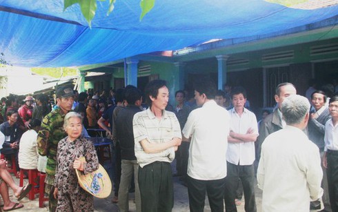 Quảng Nam: Ba mẹ con cô giáo chết trong tư thế bị trói chặt - ảnh 1
