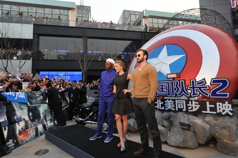 Scarlett Johansson gây sốt tại lễ ra mắt “Captain America2