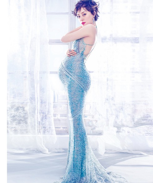 Tôn Lệ khoe dáng bầu sexy - ảnh 6