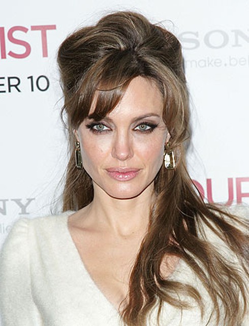 Angielina Jolie siêu quyến rũ ngày ấy, bây giờ - ảnh 12