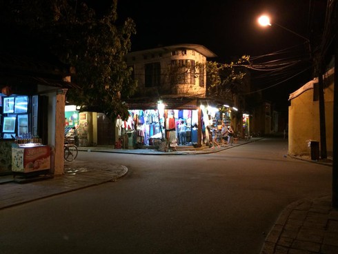 Tăng phí tham quan, du khách nói KHÔNG với Hội An? - ảnh 7