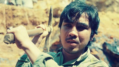 Quá khứ cơ cực lận đận của MC điển trai Quyền Linh - ảnh 1