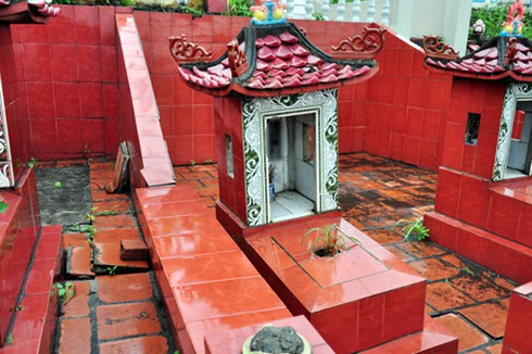 Nghĩa trang sụt lún bất thường, dân lo lắng di chuyển mộ người thân - ảnh 7