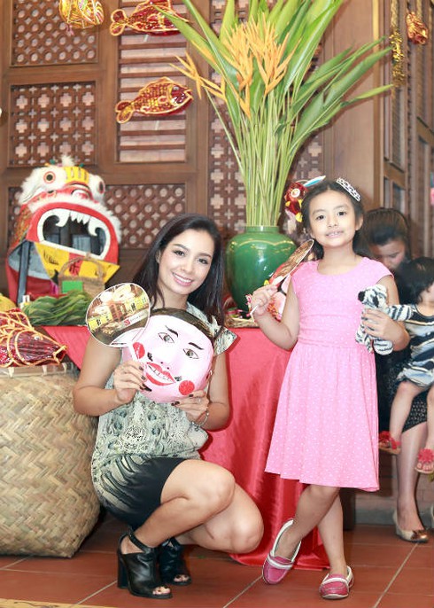 Xuân Bắc, Thúy Hằng, Tấn Minh háo hức dự trung thu đậm chất Việt - ảnh 15