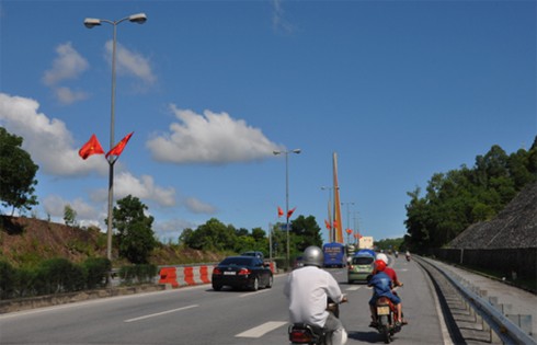 Sẽ cấm cầu Bãi Cháy khi gió giật cấp 6, 7 - ảnh 1