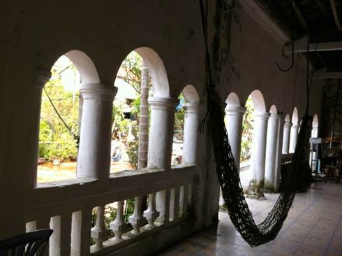 Khám phá ngôi nhà trát bằng mật mía, giá chục tỷ trên đảo Quan Lạn - ảnh 6