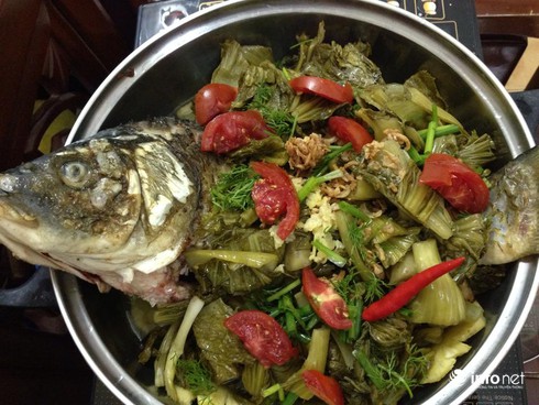 Cách làm món cá chép om dưa chua thanh, đậm vị, không béo ngấy - ảnh 4