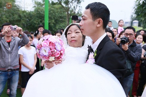 Ngày định mệnh khiến vợ chồng trong đám cưới cổ tích chia lìa - ảnh 1