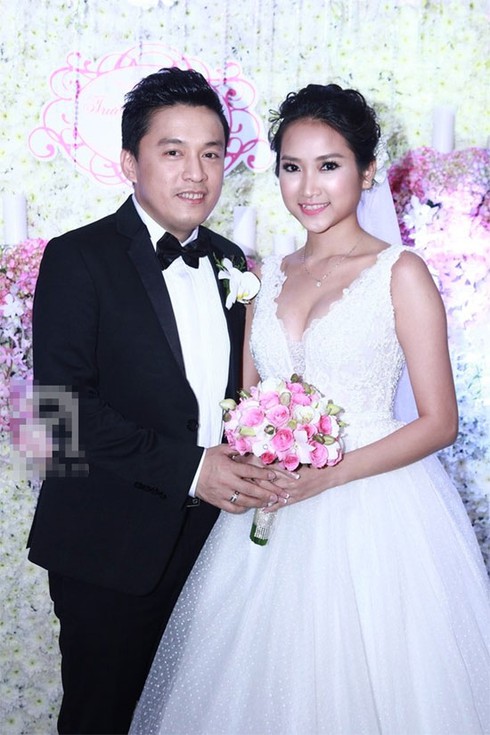 Cận cảnh những váy cưới lộng lẫy của Sao Việt trong năm 2014 - ảnh 10