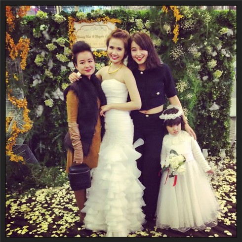 Cận cảnh những váy cưới lộng lẫy của Sao Việt trong năm 2014 - ảnh 13