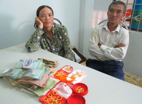 Báo tin giả mất vàng và tiền để đuổi cháu chồng - ảnh 1