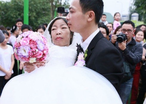 Cô gái suy thận trong đám cưới cổ tích vừa qua đời - ảnh 1