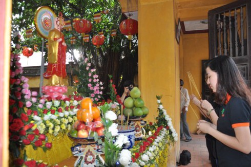 Xem giờ, chọn hướng, mùng 1 Tết Ất Mùi nên đi đâu, làm gì? - ảnh 1