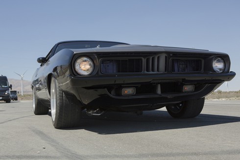 Mãn nhãn màn nhảy dù bằng siêu xe trong 'Fast & Furious 7' - ảnh 10