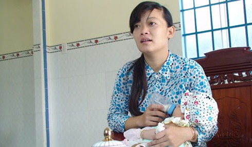 Một sản phụ suýt chết vì bệnh viện làm sót nhau - ảnh 1