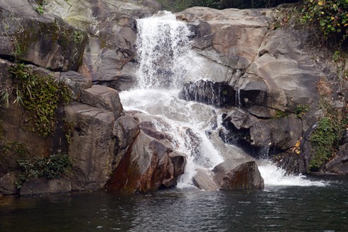 Vẻ đẹp thác Đầu Nhuần - ảnh 3