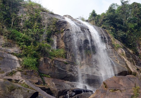 Vẻ đẹp thác Đầu Nhuần - ảnh 2