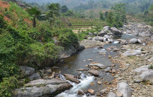 Vẻ đẹp thác Đầu Nhuần - ảnh 5