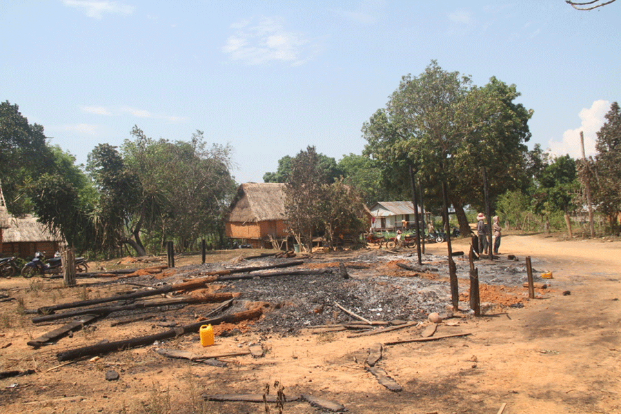 Sét đánh thiêu rụi làng Kon Sơ Lăl cũ - ảnh 3
