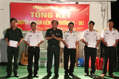 Đoàn công tác Bộ TT&TT kết thúc chuyến công tác tại Trường Sa - ảnh 3