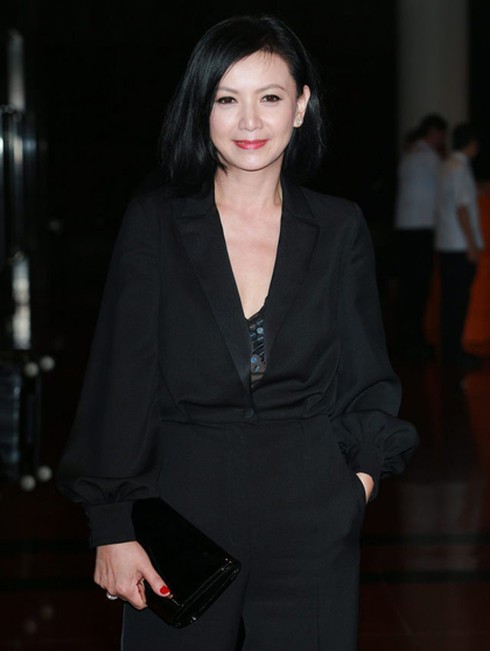 Hình ảnh ngày ấy - bây giờ của 5 mỹ nhân TVB thập niên 1980 - ảnh 8