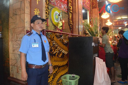 Cận cảnh “báu vật” 162 lượng vàng của Chúa xứ Thánh mẫu - ảnh 4