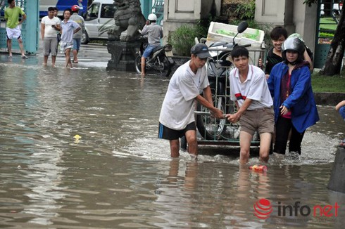 Dự báo thời tiết 28/7: Quảng Ninh còn mưa vừa, mưa to dài ngày - ảnh 1